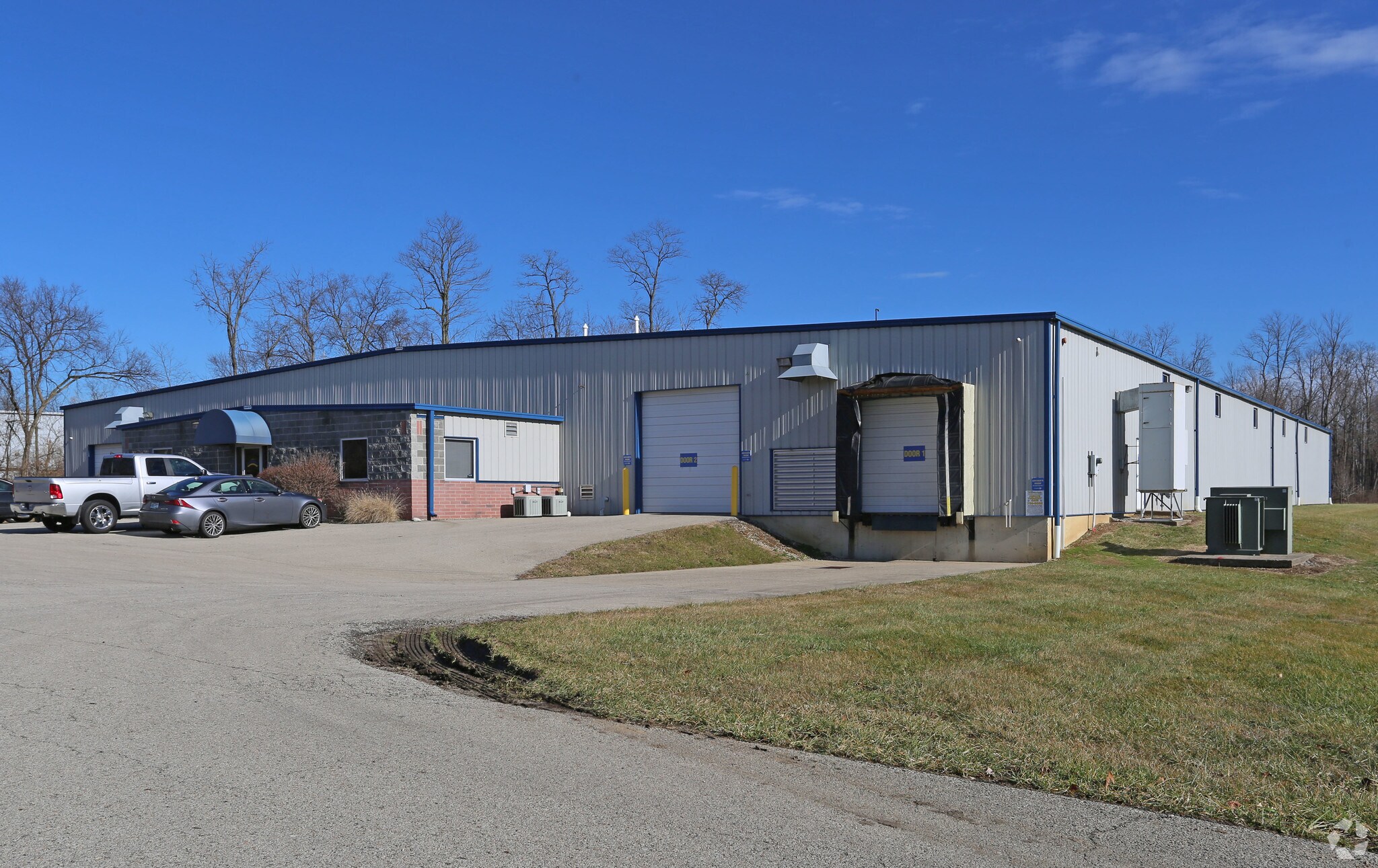 2024 Northwest Dr, Cincinnati, OH for sale Primary Photo- Image 1 of 1