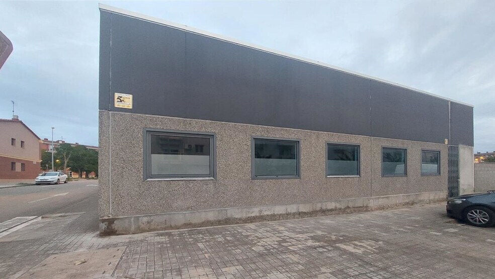 Retail in Cervera, Lérida for sale - Interior Photo - Image 3 of 22