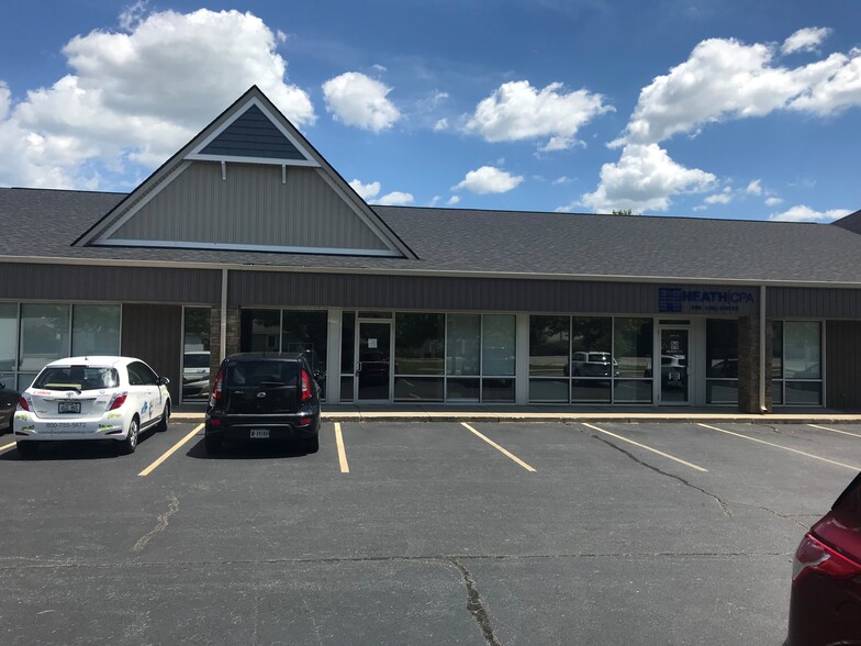 325 S Earl Ave, Lafayette, IN for lease - Building Photo - Image 2 of 12