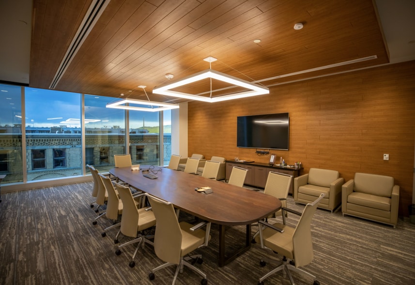 600 Hamilton St, Allentown, PA for lease - Interior Photo - Image 2 of 6