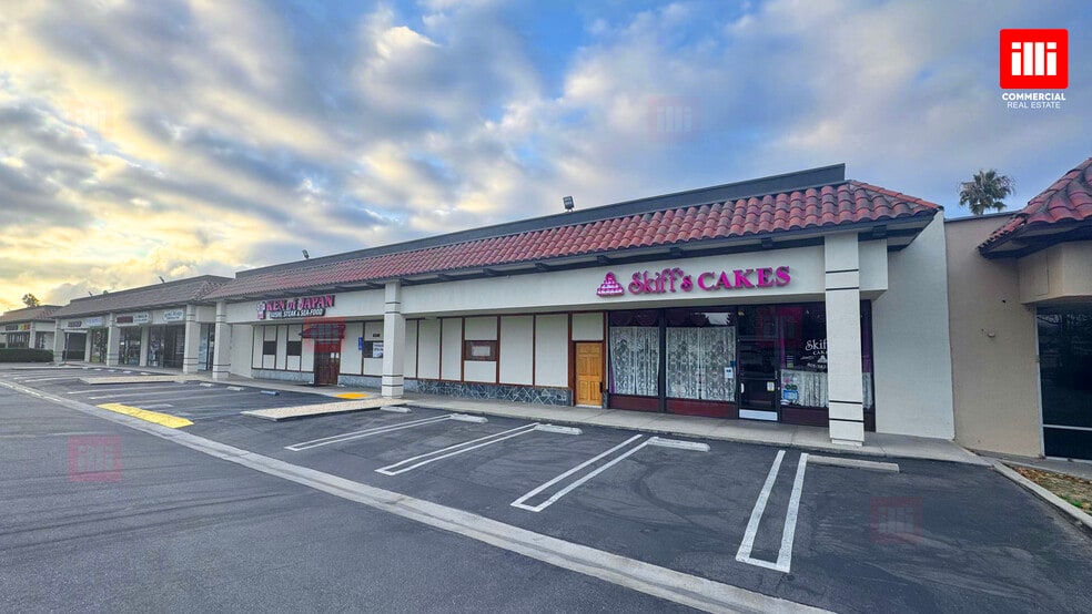 4304-4324 Cochran St, Simi Valley, CA for lease - Building Photo - Image 3 of 5