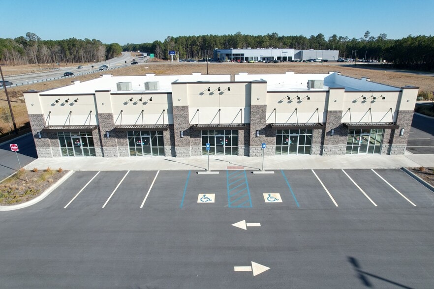 101 E Marketplace Way, Pooler, GA for lease - Building Photo - Image 1 of 6