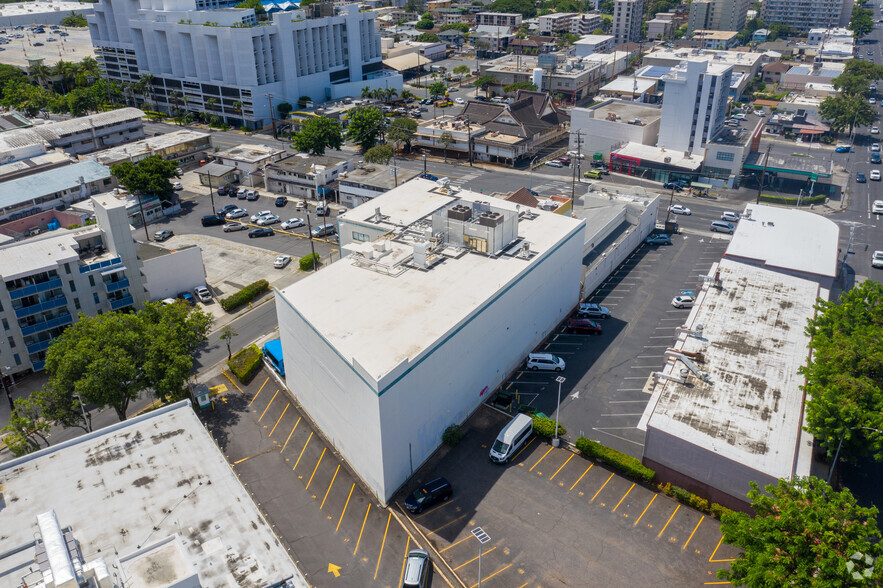 1512-1520 Liona St, Honolulu, HI for lease - Building Photo - Image 3 of 4