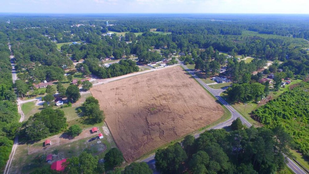 785 W 2nd St, Garland, NC for sale - Building Photo - Image 1 of 1