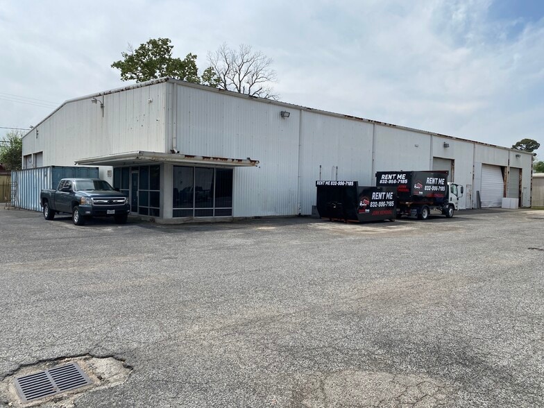 2828 Broad St, Houston, TX for sale - Building Photo - Image 1 of 1