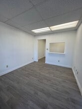 14034 Poway Rd, Poway, CA for lease Interior Photo- Image 2 of 4
