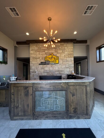 424 S Main St, Newcastle, OK for lease - Building Photo - Image 3 of 19