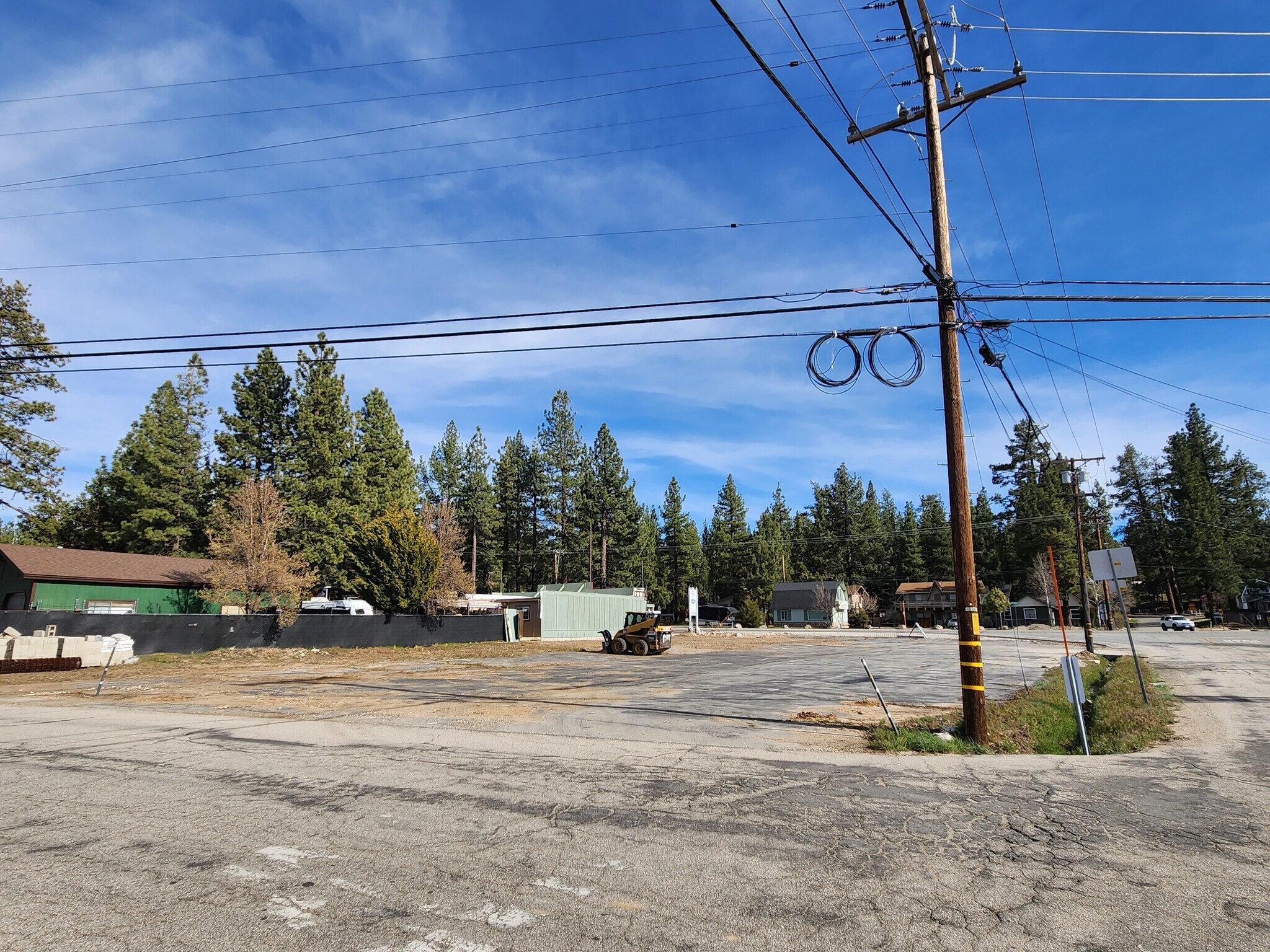 0 W Country Club Blvd, Big Bear City, CA for sale Primary Photo- Image 1 of 2