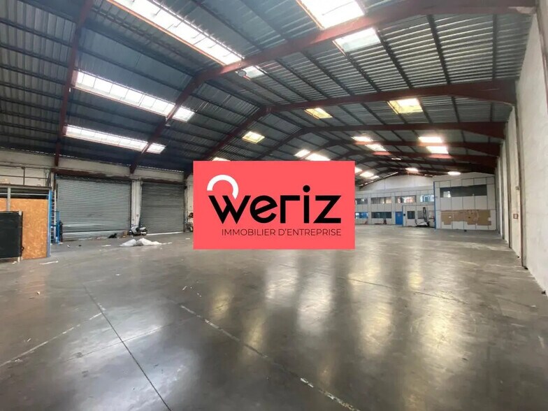 Office in Marseille for lease - Interior Photo - Image 2 of 9