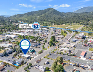 More details for 1890 NW 6th St, Grants Pass, OR - Health Care for Sale