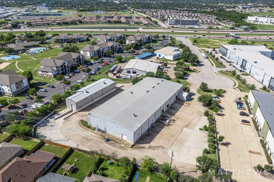 2712 Meister Pl, Round Rock, TX for lease - Building Photo - Image 2 of 3