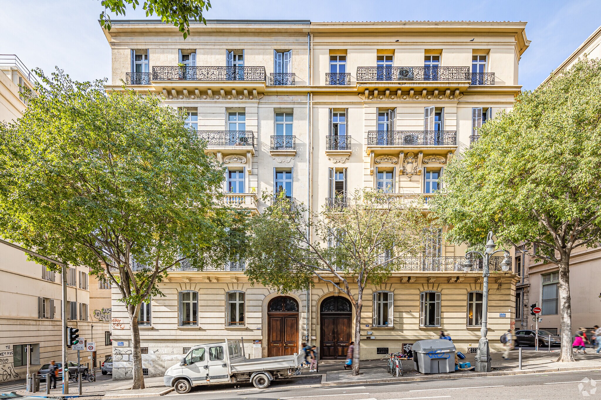 29 Boulevard D'Athenes, Marseille for lease Primary Photo- Image 1 of 17