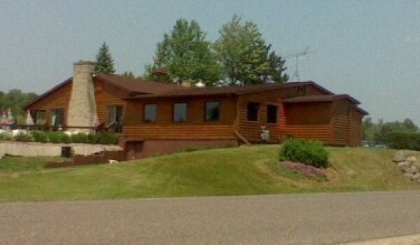 N7559 Shaffer Rd, Crivitz, WI for sale - Building Photo - Image 1 of 1