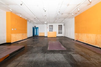 94-96 Rivington St, New York, NY for lease Interior Photo- Image 2 of 6