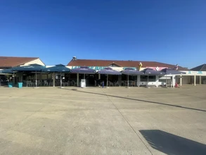 Retail in Giffaumont-Champaubert for lease Building Photo- Image 1 of 6