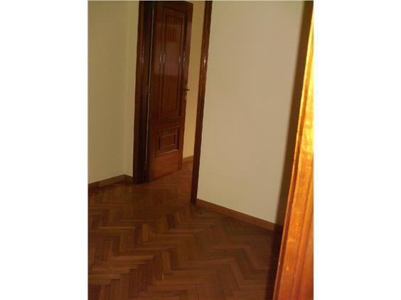 Office in Ponferrada, León for lease - Building Photo - Image 1 of 10