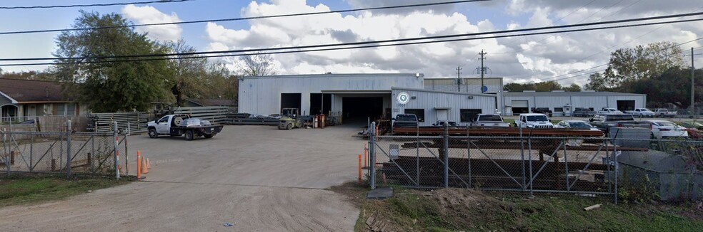 13510 Ralph Culver Rd, Houston, TX for lease - Building Photo - Image 2 of 13