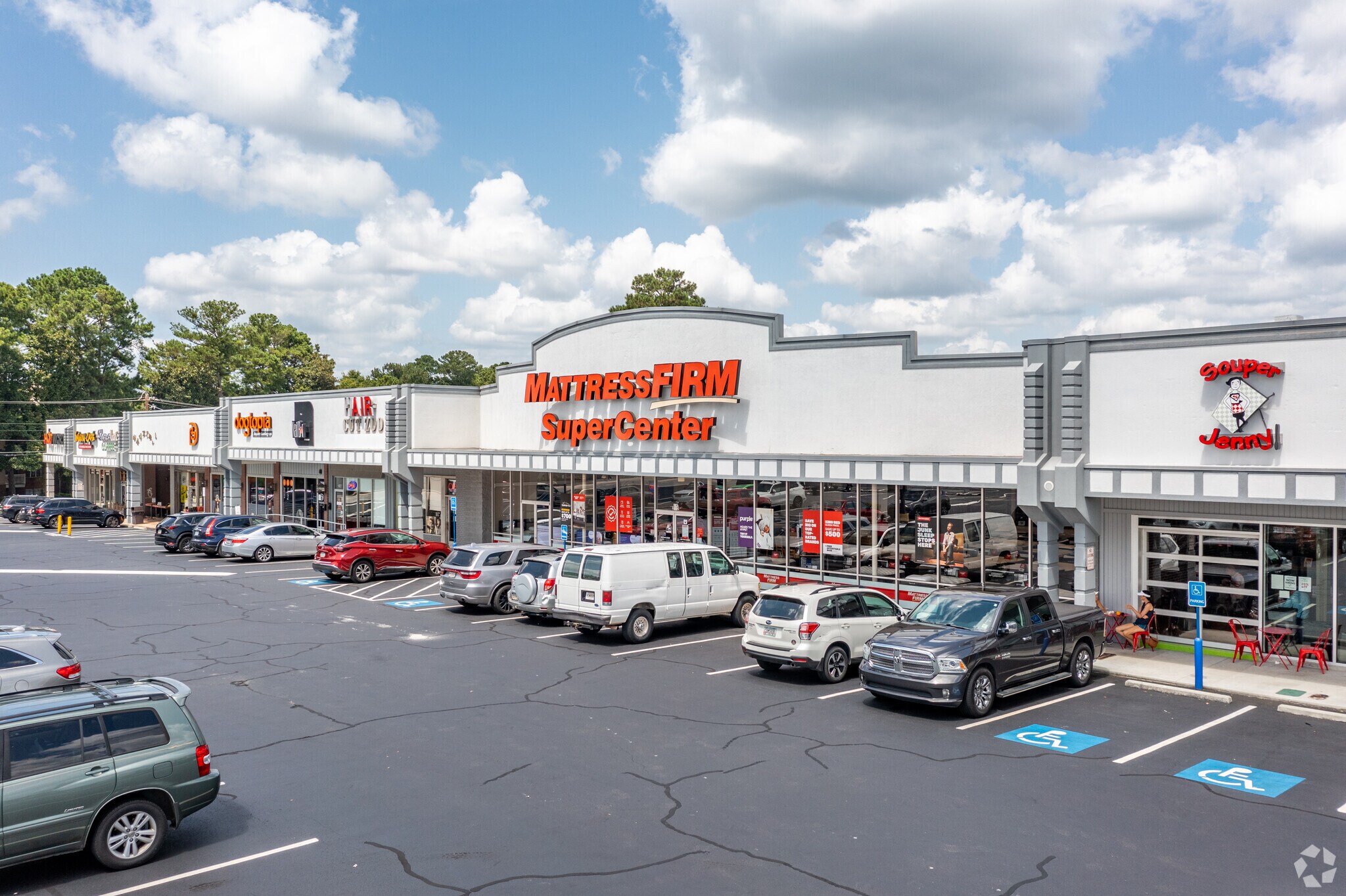 2090 N Decatur Rd, Decatur, GA for lease Primary Photo- Image 1 of 2