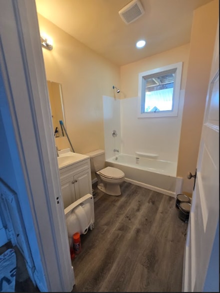 4101 Wilkens Ave, Baltimore, MD for lease - Building Photo - Image 2 of 27