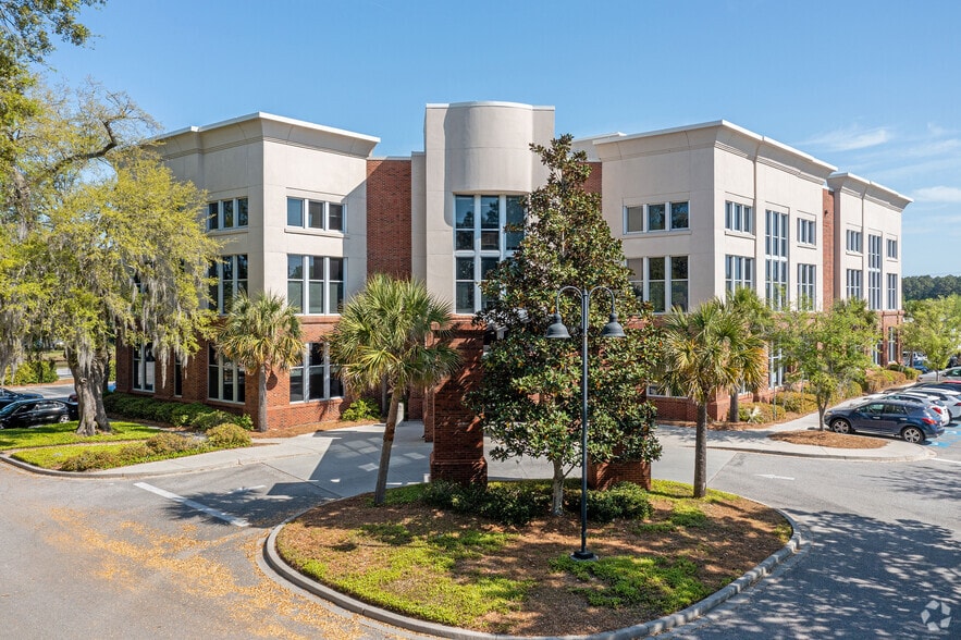 1280 Hospital Dr, Mount Pleasant, SC for lease - Primary Photo - Image 1 of 8