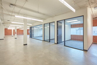 6725 W Sunset Blvd, Los Angeles, CA for lease Interior Photo- Image 2 of 7