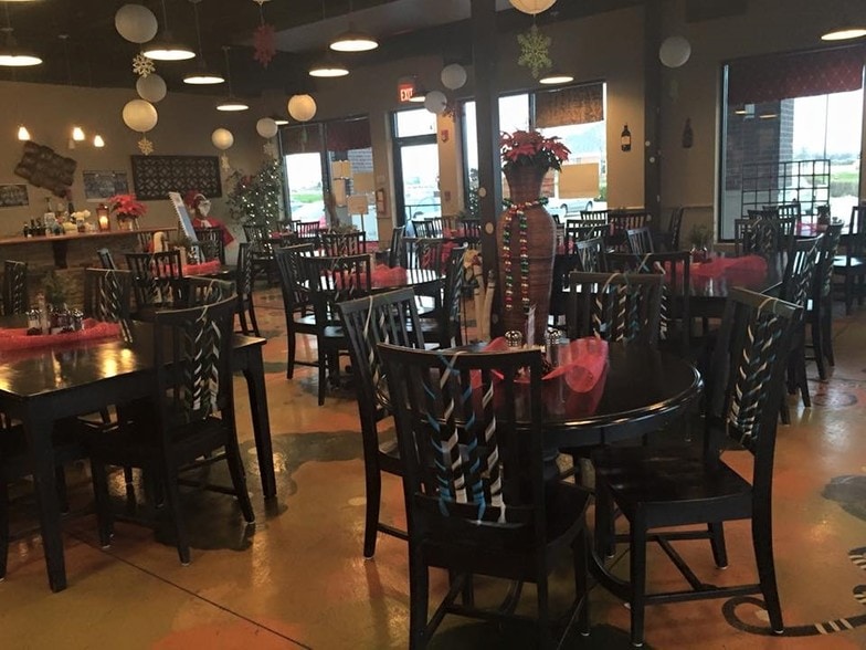 2785 N Ankeny Blvd, Ankeny, IA for lease - Interior Photo - Image 3 of 8