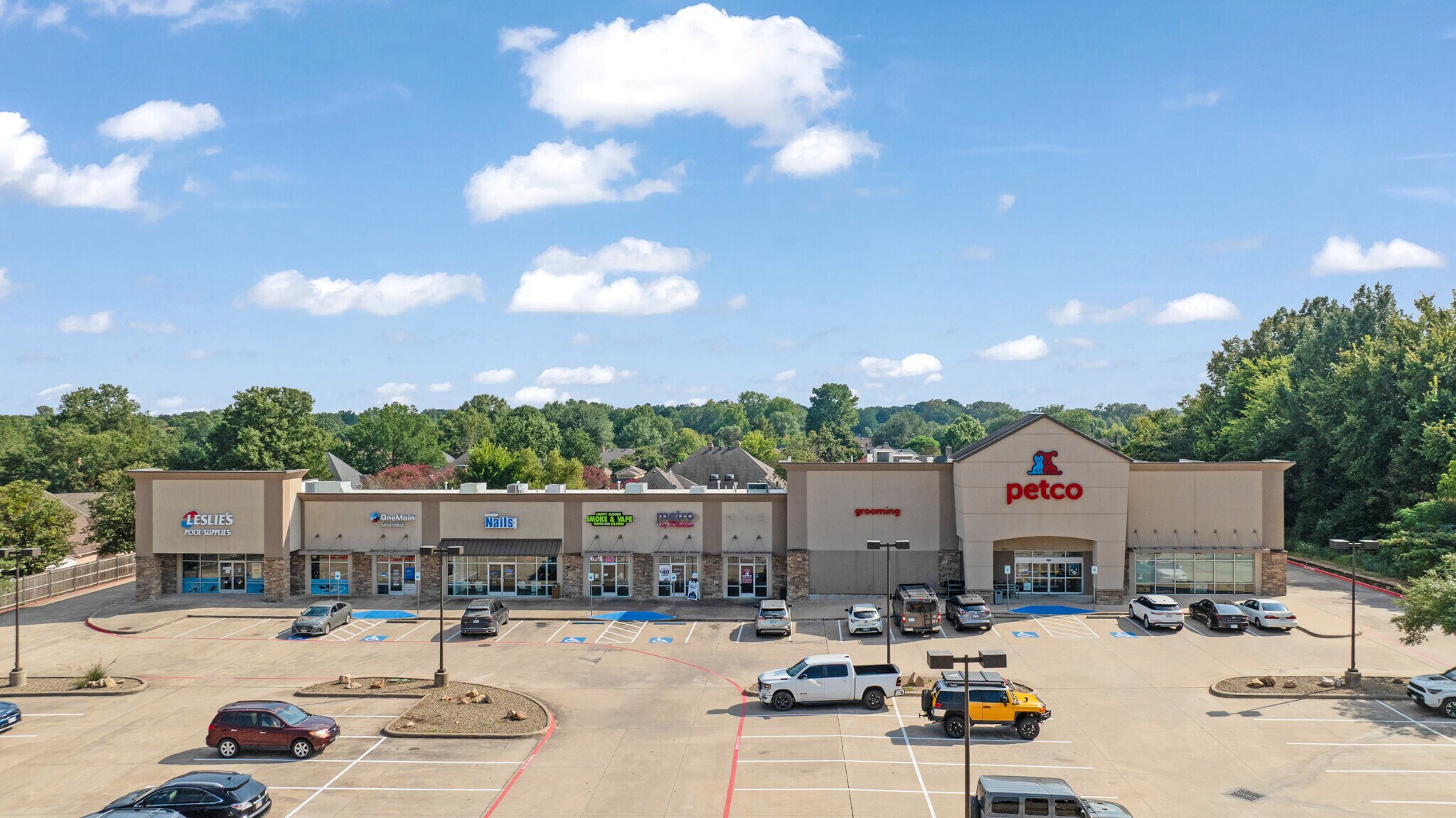 3900 Lamar Ave, Paris, TX for lease Building Photo- Image 1 of 9