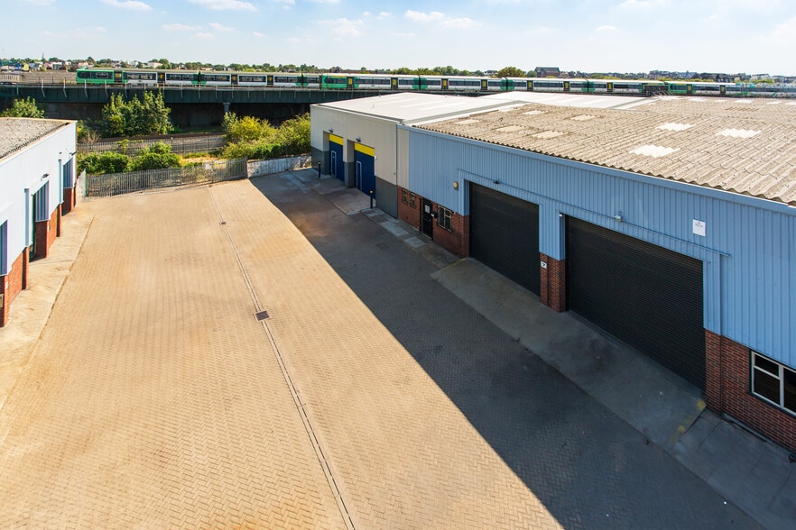 Culvert Pl, London for lease - Building Photo - Image 3 of 3