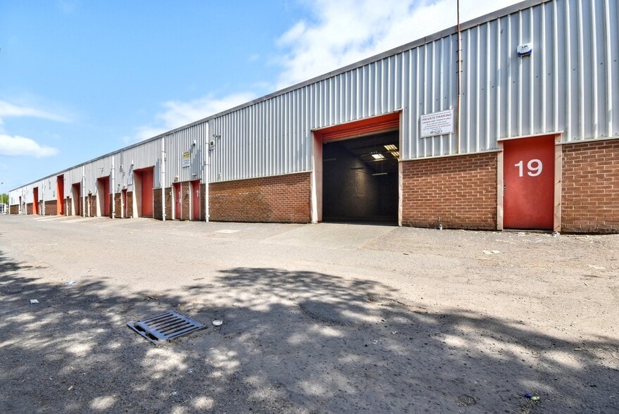 Earnhill Rd, Greenock for lease - Building Photo - Image 2 of 6