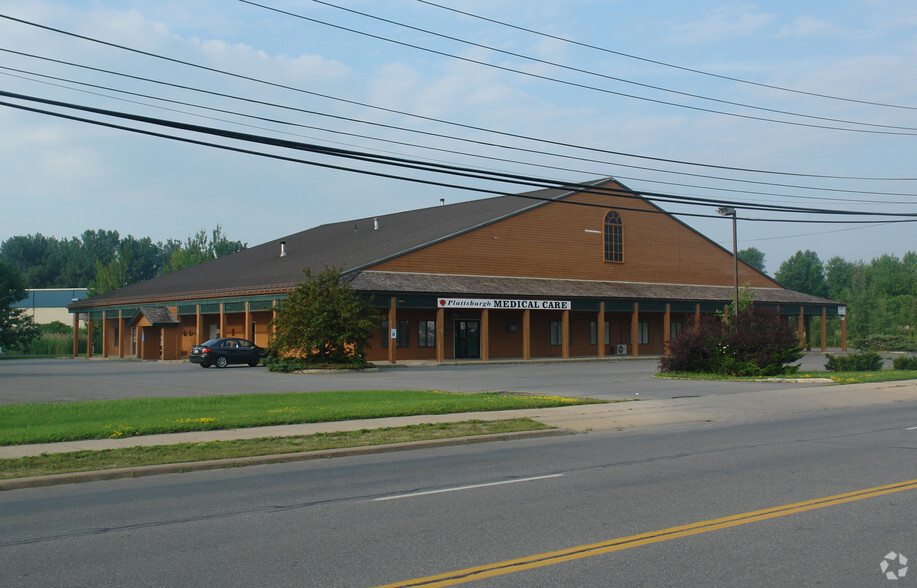 675 Route 3, Plattsburgh, NY for lease - Primary Photo - Image 1 of 17