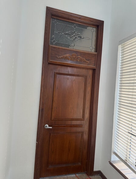 3232 E I 240 Service Rd, Oklahoma City, OK for lease - Building Photo - Image 2 of 10