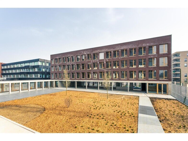 85 Allée Marie-Léonie Vanhoutte, Lille for lease - Building Photo - Image 2 of 14