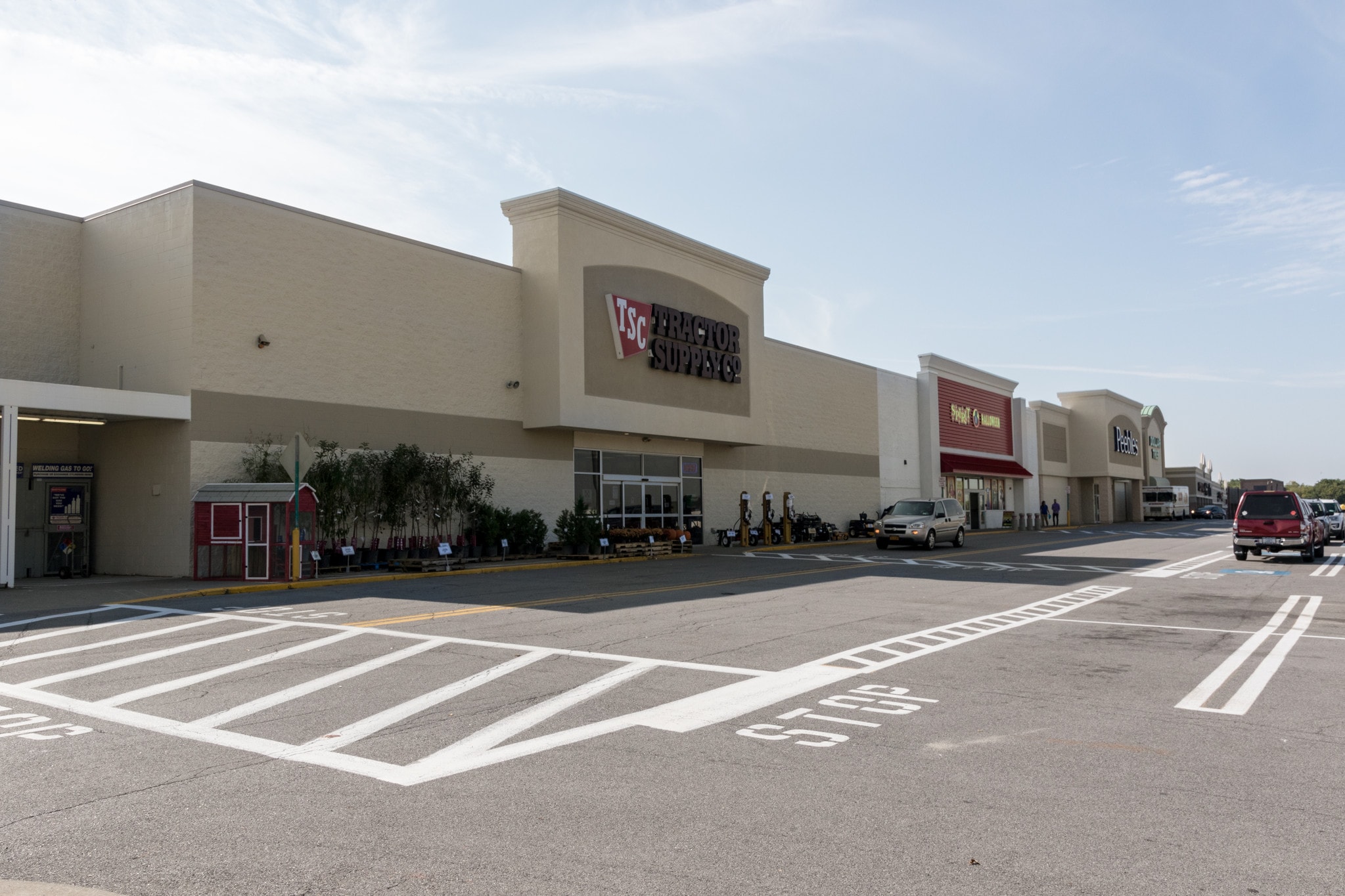 4317-4377 Genesee Valley Plz, Geneseo, NY for sale Primary Photo- Image 1 of 7