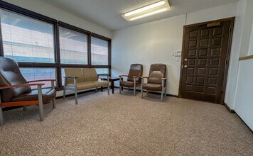 1209 S 4th St, Springfield, IL for lease Interior Photo- Image 2 of 6