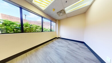 455 E Eisenhower Pky, Ann Arbor, MI for lease Building Photo- Image 1 of 4