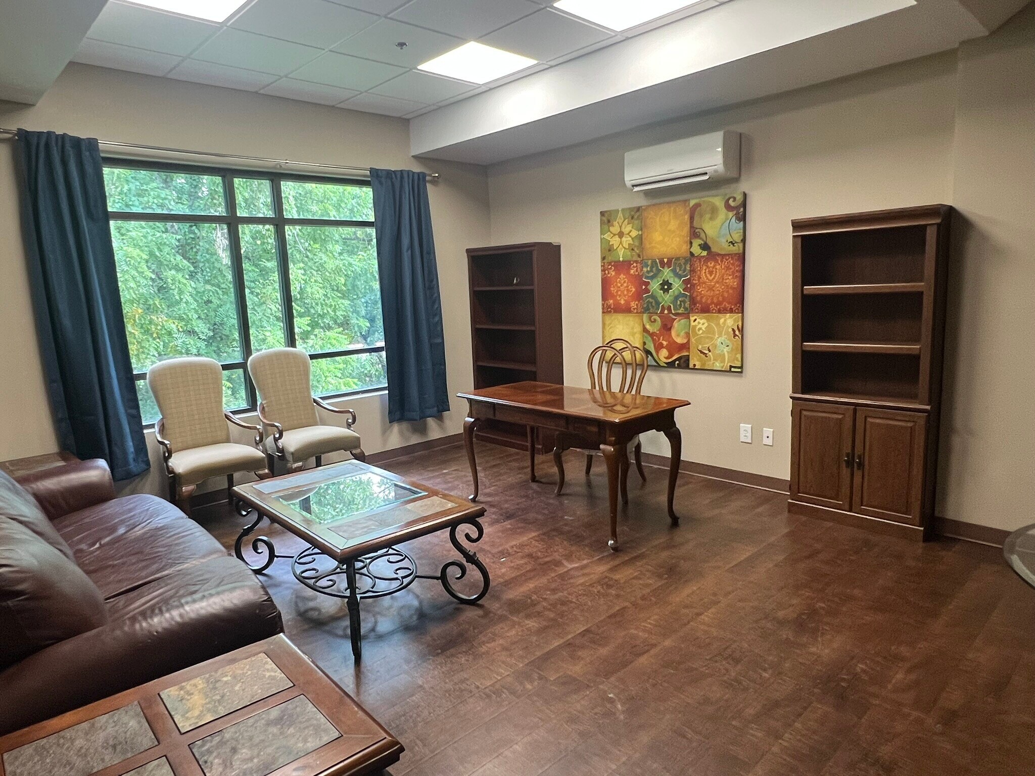 242 Indian Lake Blvd, Hendersonville, TN for lease Interior Photo- Image 1 of 12
