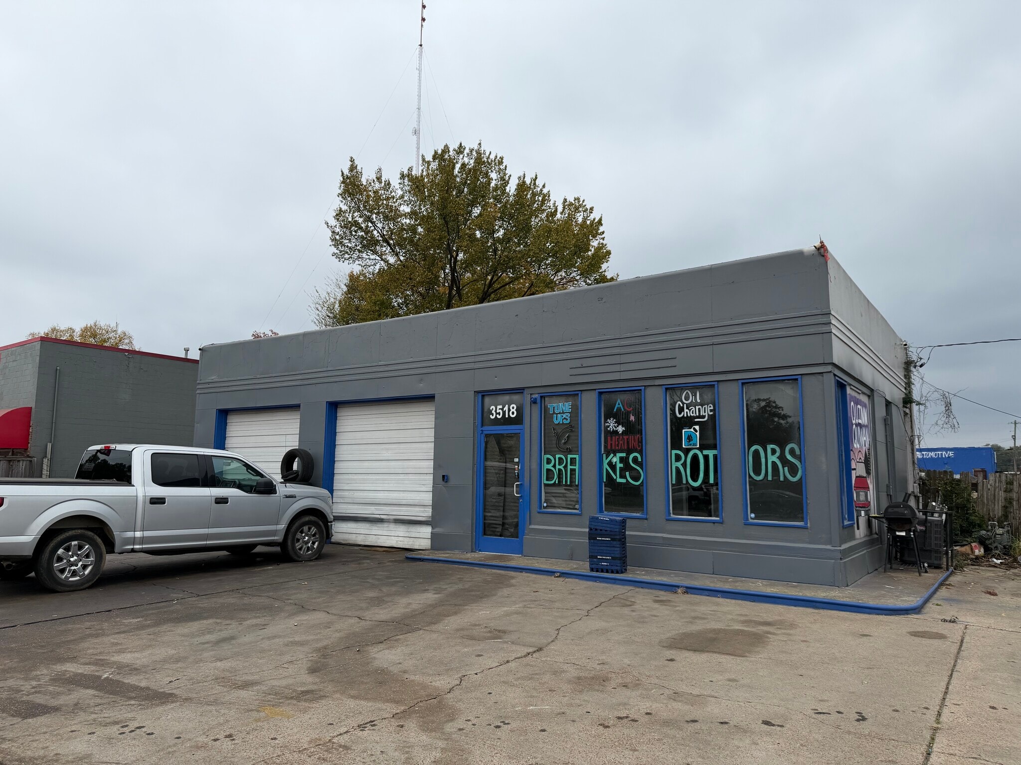 3518 Jackson Ave, Memphis, TN for lease Building Photo- Image 1 of 3