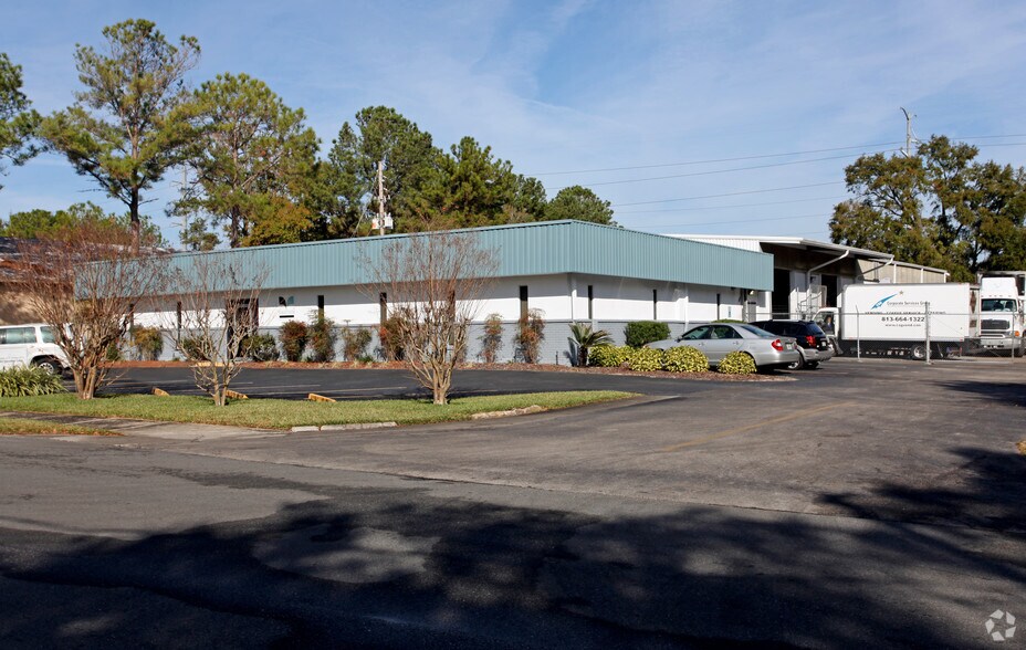 855 Sunshine Ln, Altamonte Springs, FL for sale - Primary Photo - Image 1 of 1