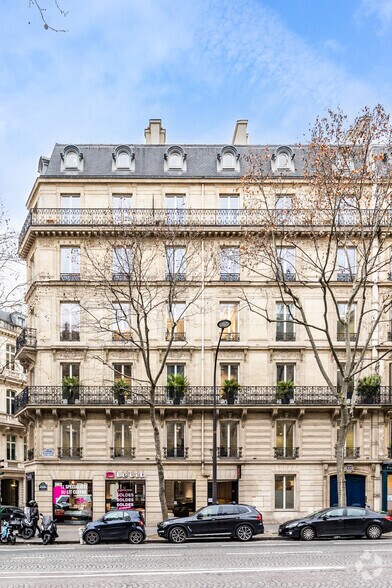 69 Boulevard Malesherbes, Paris for lease - Building Photo - Image 2 of 4