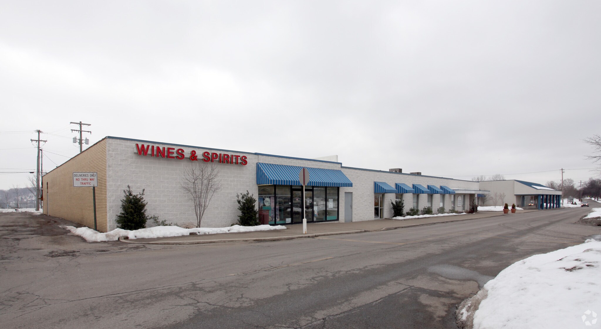 1616-1632 Pacific Ave, Natrona Heights, PA for sale Primary Photo- Image 1 of 1