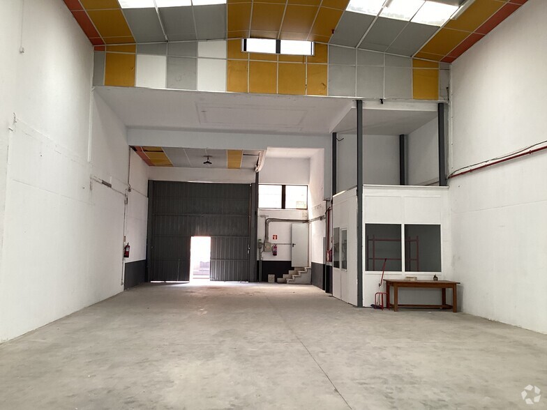 Industrial in Coslada, Madrid for lease - Interior Photo - Image 1 of 1