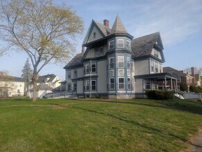 708 Pine St, Manchester, NH for lease Building Photo- Image 1 of 16