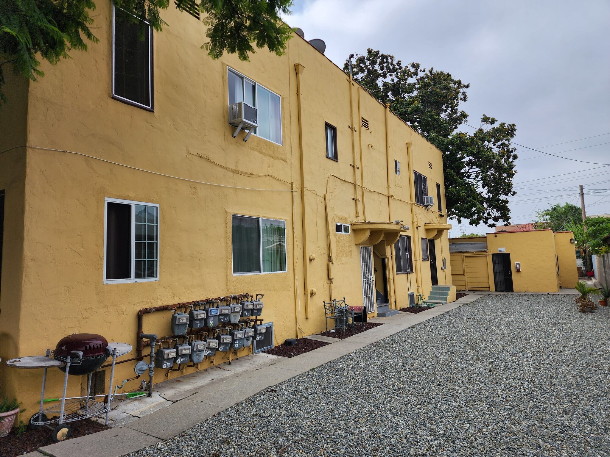5601 Fishburn Ave, Maywood, CA 90270 Multifamily for Sale