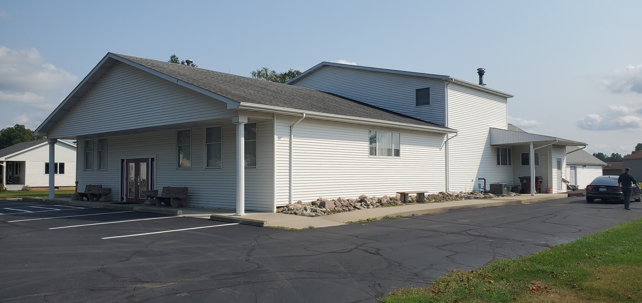 503 W Maple Ave, Bancroft, MI for sale Primary Photo- Image 1 of 16