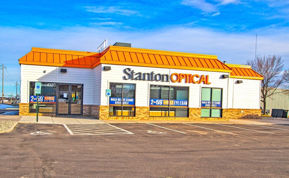 4320 N 27th St Lincoln Ne 68521 Loopnet Com