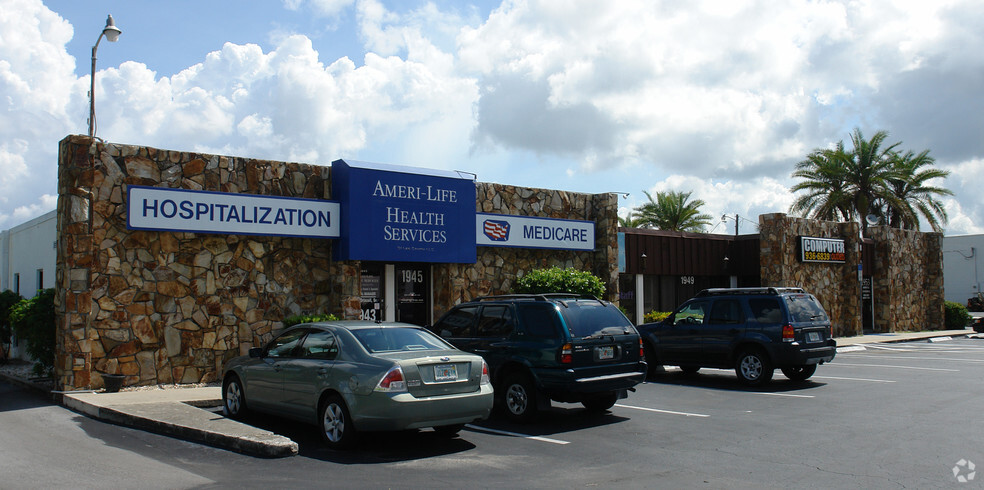 4434-4480 Cleveland Ave, Fort Myers, FL for lease - Building Photo - Image 2 of 7