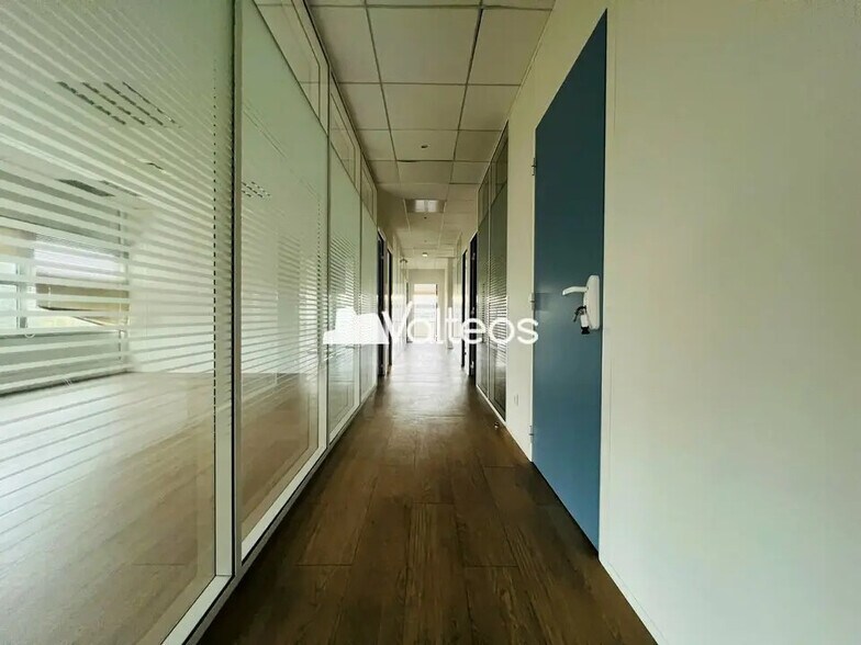 9 Rue Michel Labrousse, Toulouse for lease - Interior Photo - Image 3 of 4