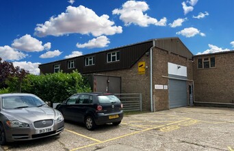 7 Black Moor Rd, Verwood for lease Building Photo- Image 2 of 7