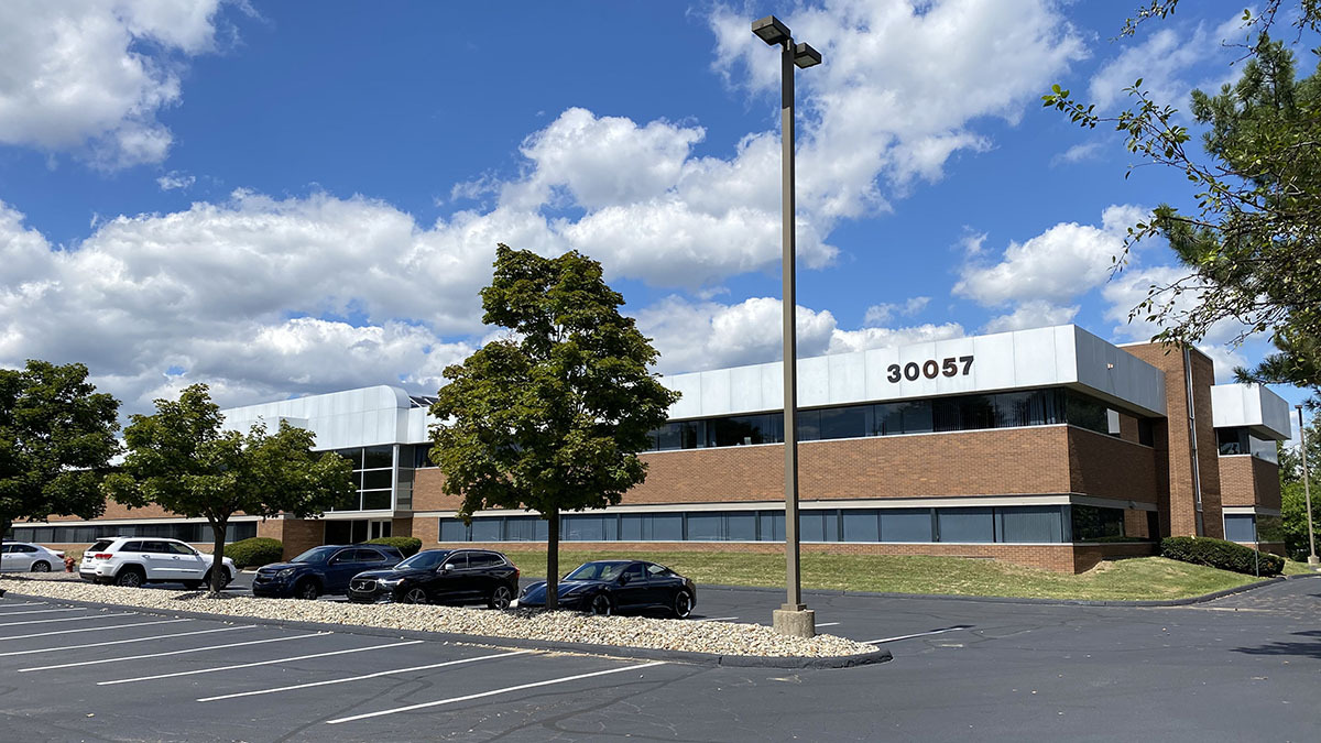 30057 Orchard Lake Rd, Farmington Hills, MI for lease Building Photo- Image 1 of 16