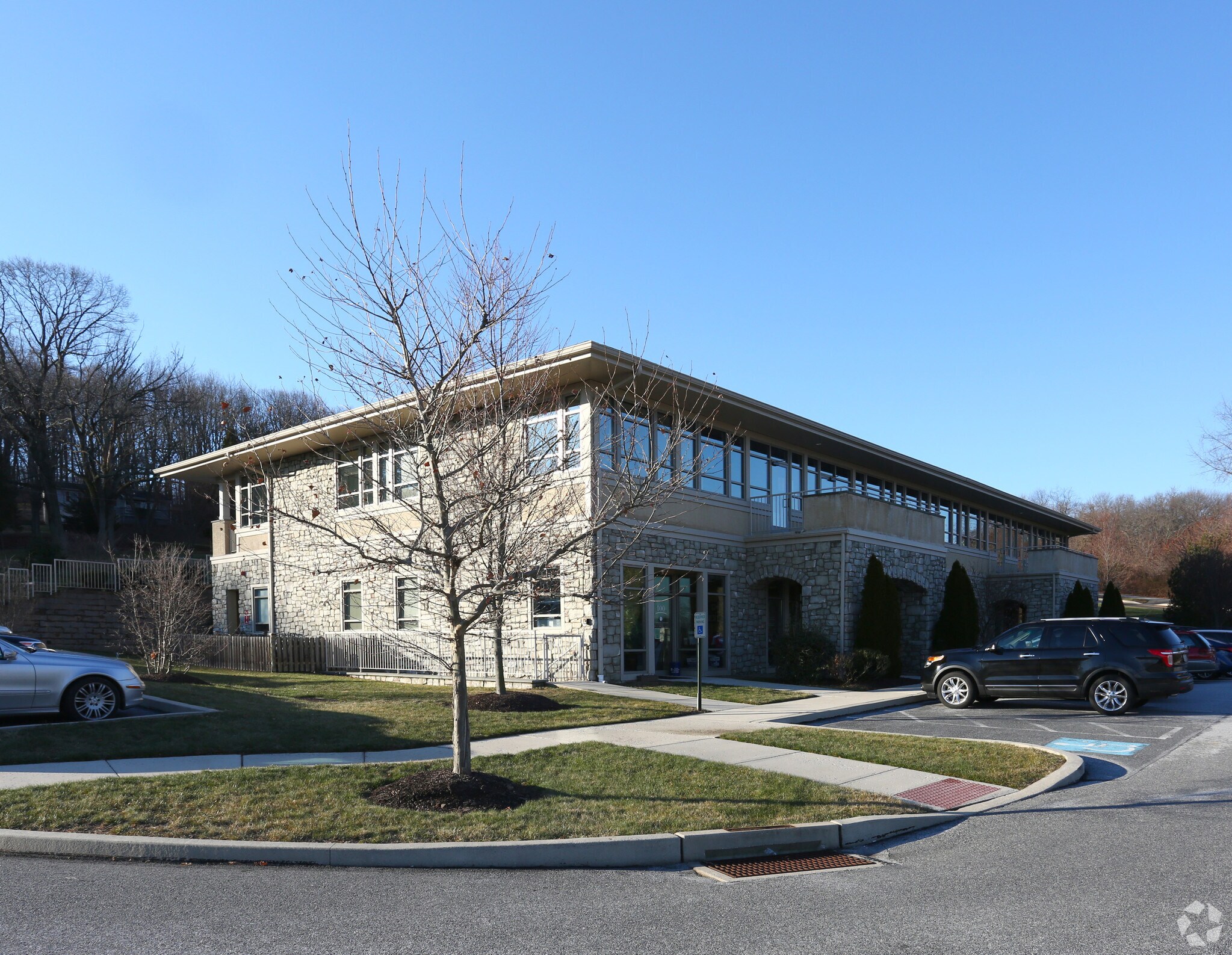 399 Arcola Rd, Collegeville, PA 19426